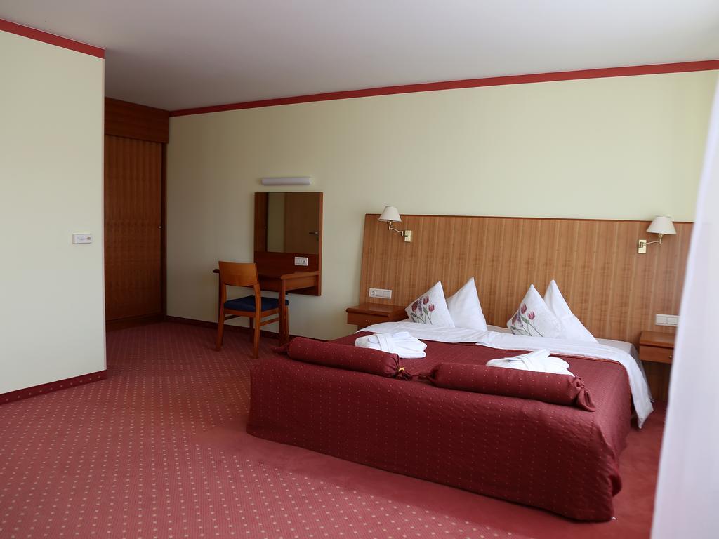 Hotel Tigra Priekuļi Eksteriør bilde
