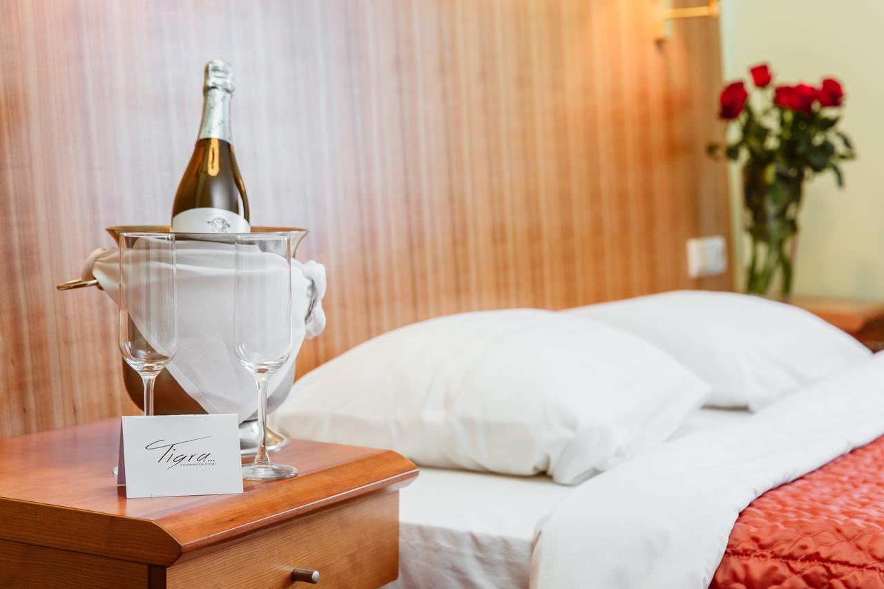 Hotel Tigra Priekuļi Eksteriør bilde