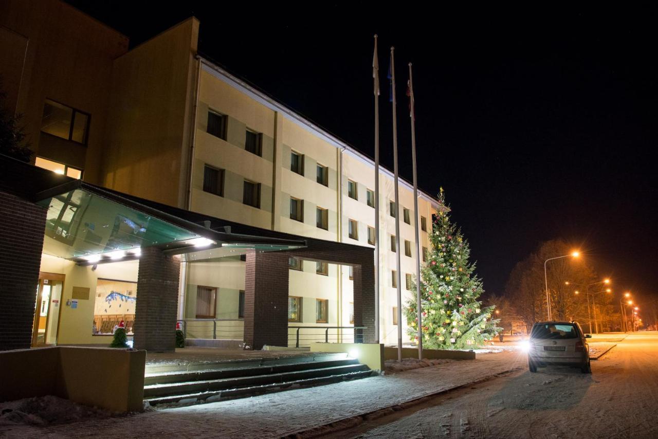 Hotel Tigra Priekuļi Eksteriør bilde