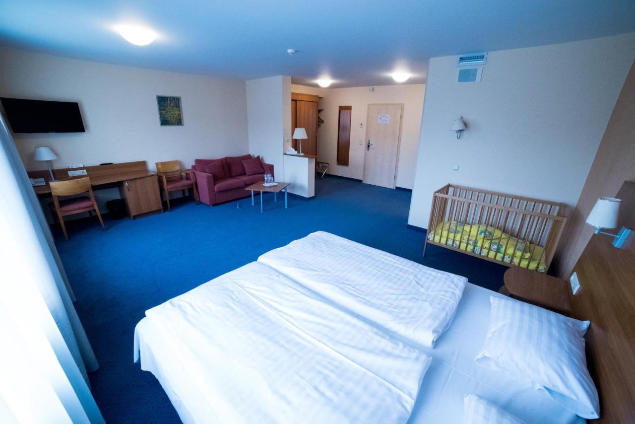 Hotel Tigra Priekuļi Eksteriør bilde