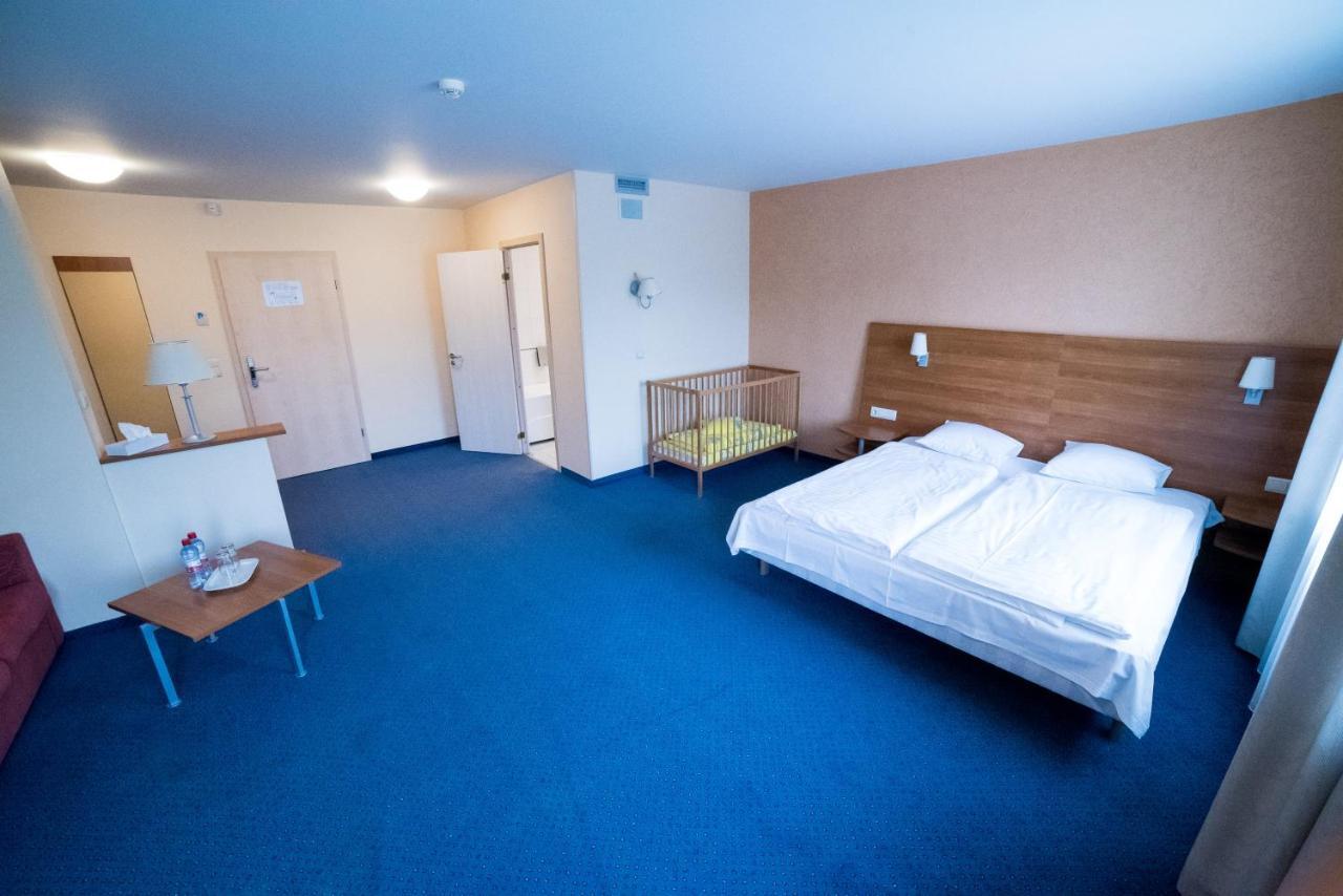 Hotel Tigra Priekuļi Eksteriør bilde